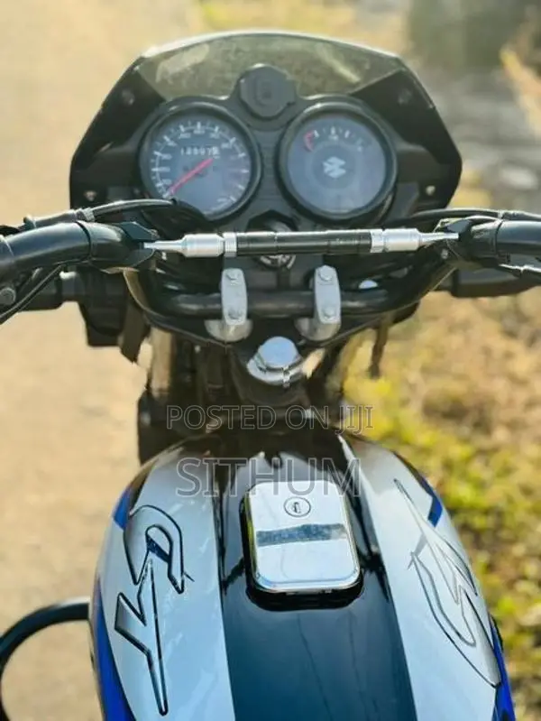 Bajaj CT100 2024