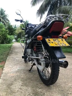 Bajaj CT100 2006