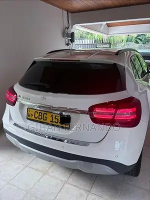 Mercedes Benz GLA 180 Urban 2018