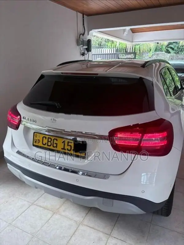 Mercedes Benz GLA 180 Urban 2018