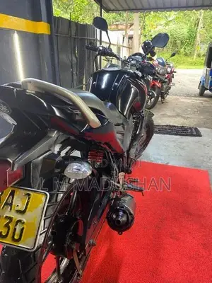 Yamaha Fazer 2013