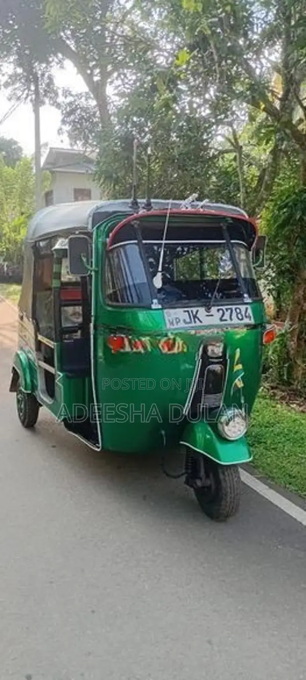 Bajaj RE 2004