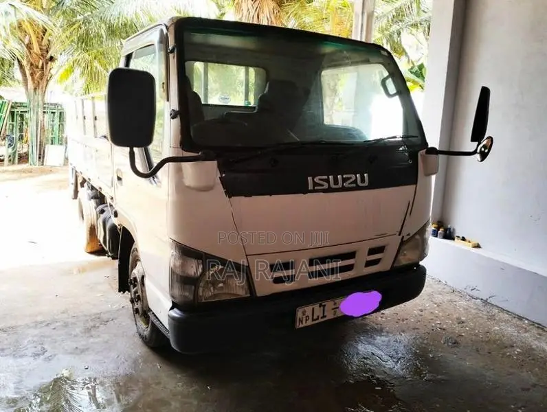 Isuzu Elf 2006
