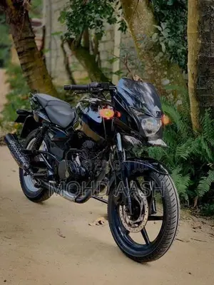 Bajaj Pulsar 180 2010
