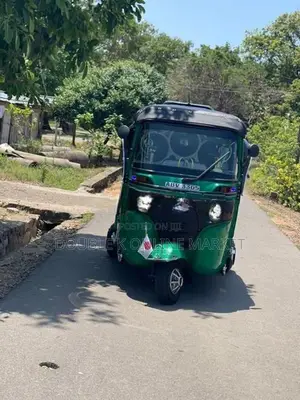 Bajaj RE 2025
