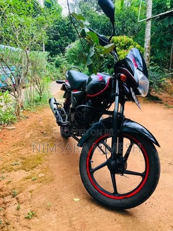 Bajaj Platina 125 2012