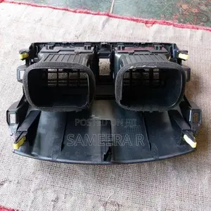 Toyota Corolla Axio 141 Center AC Vent