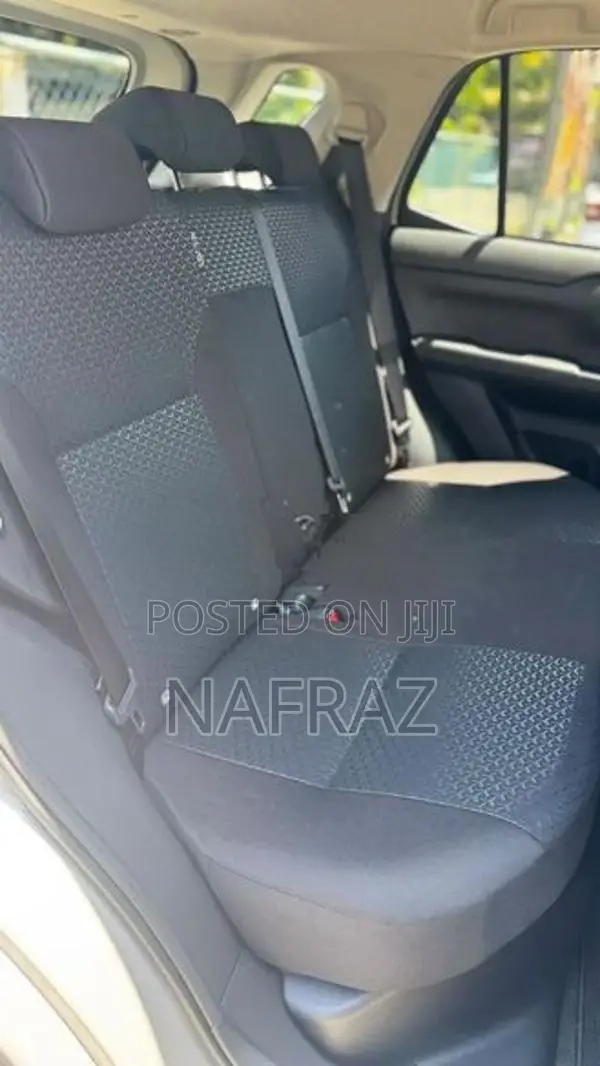 Toyota Raize BSM 1.2 liter Hybrid 2026