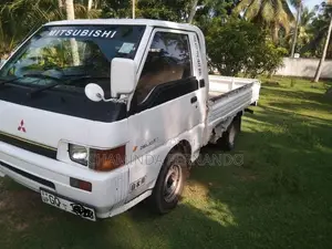 Mitsubishi PO 5 1996