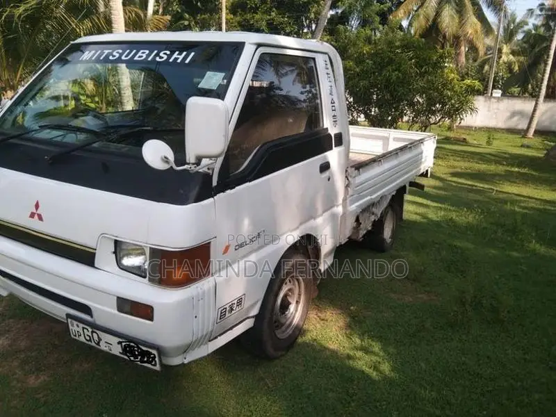 Mitsubishi PO 5 1996