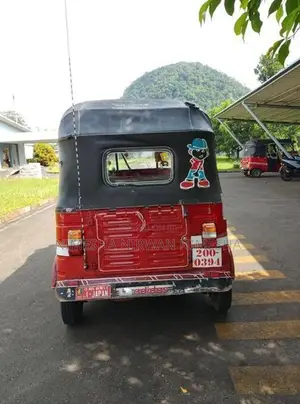 Bajaj RE 1988