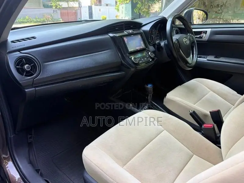 Toyota Axio G Grade Hyrbid 2015