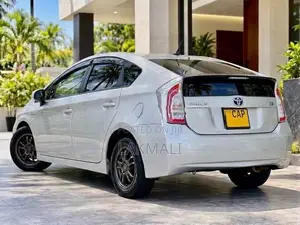 Toyota Prius 2016