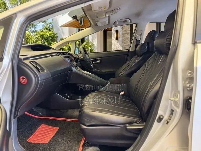 Toyota Prius 2016