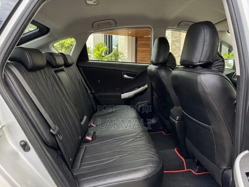 Toyota Prius 2016