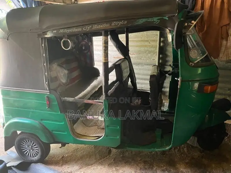 Bajaj RE 2003