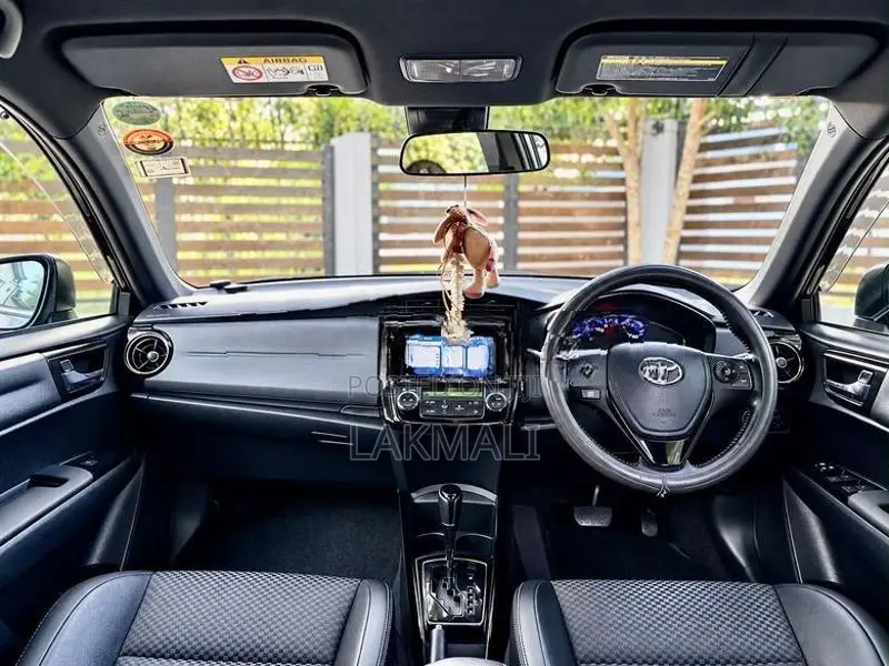Toyota Axio 2020