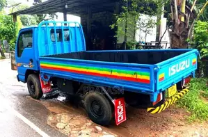 Isuzu 250 ELF 1979
