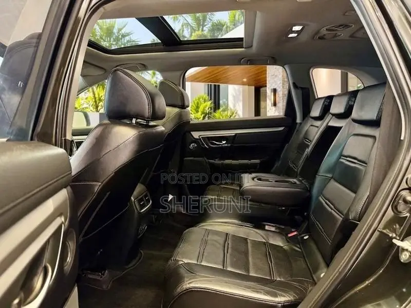 Honda CRV Sunroof 7 Seater 2019