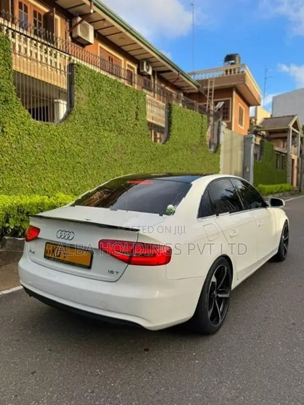 Audi A4 S Line 2012