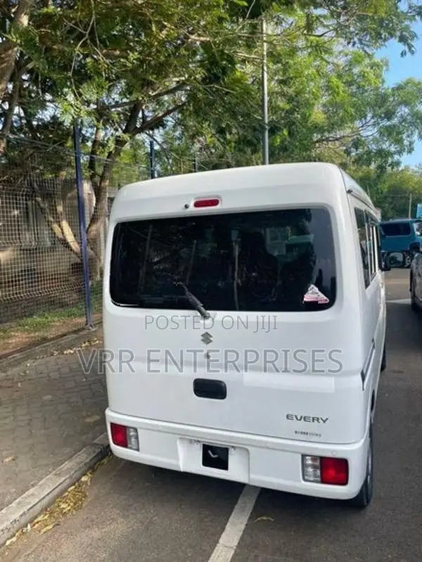 Suzuki Every 2024