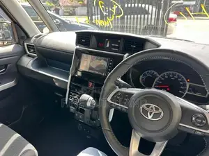 Toyota Roomy custom G 2023