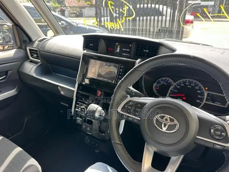Toyota Roomy custom G 2023