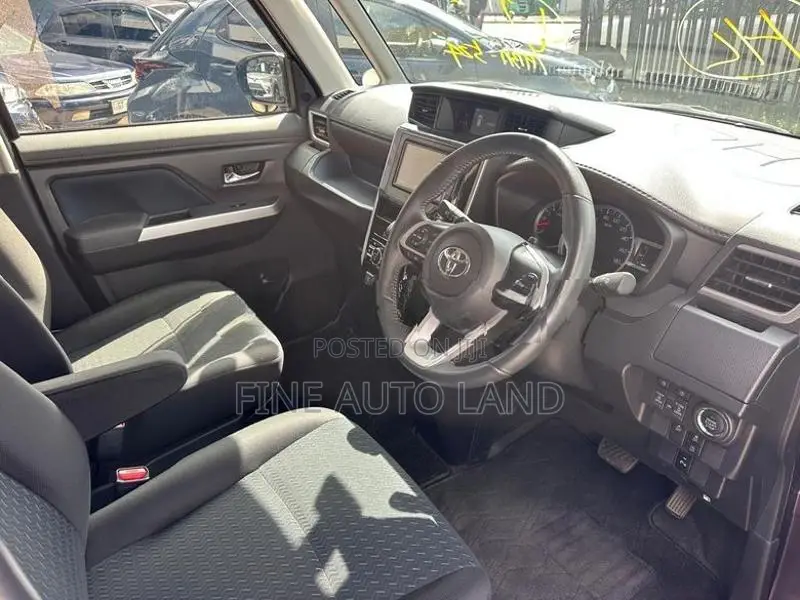 Toyota Roomy custom G 2023