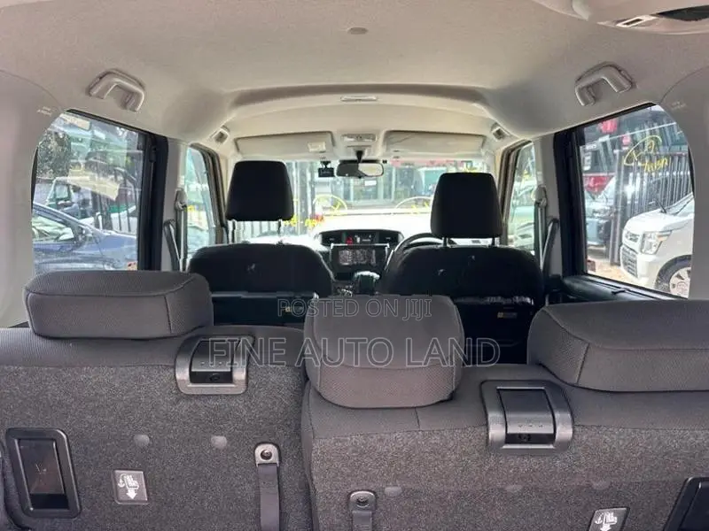 Toyota Roomy custom G 2023
