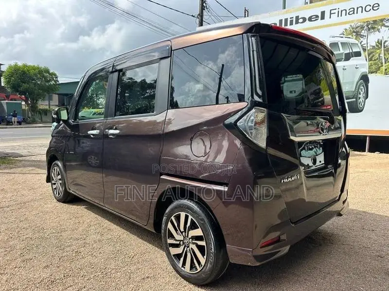 Toyota Roomy custom G 2023