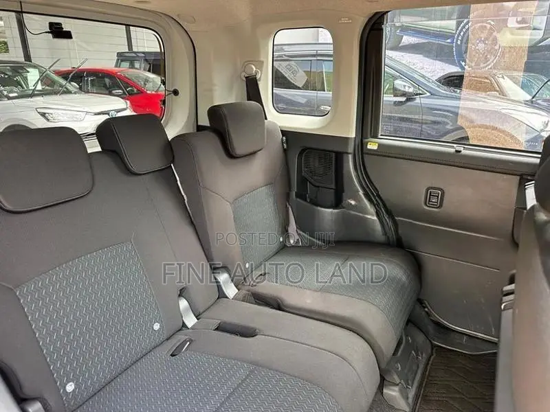 Toyota Roomy custom G 2023