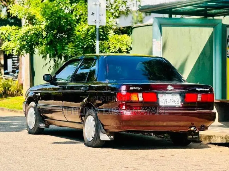 Nissan Sunny FB13 1992