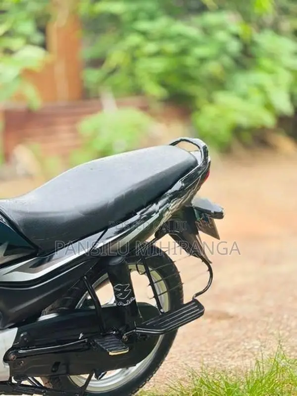 Bajaj Platina 100 2018