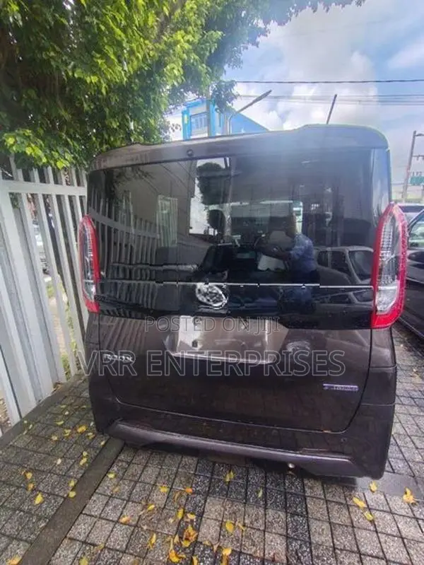 Nissan Roox 2024