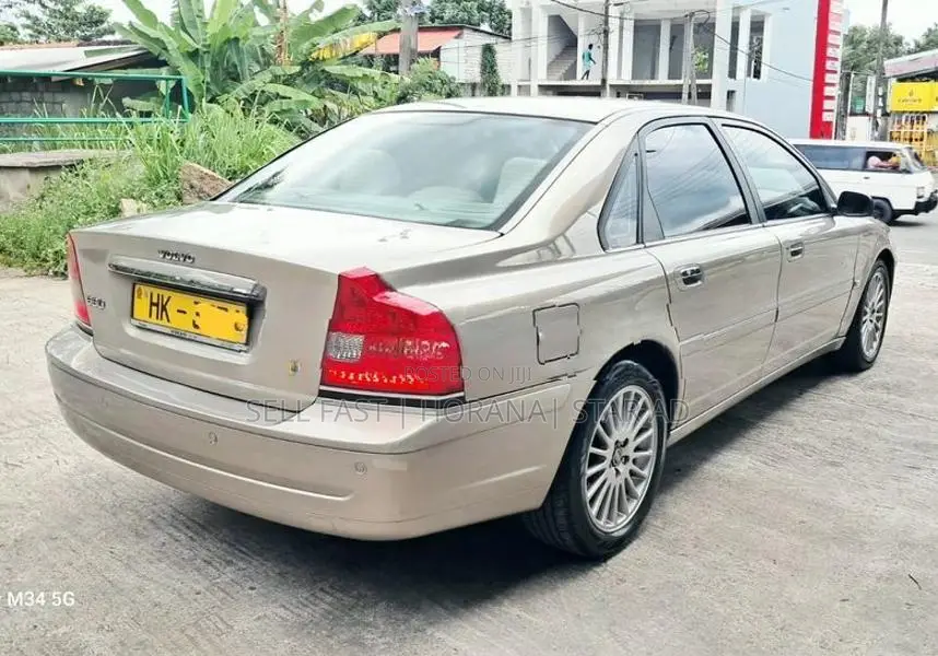Volvo S80 Facelift 2004