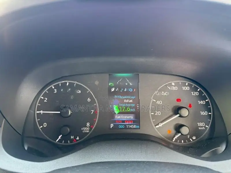 Toyota Yaris X Grade 2024
