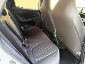 Toyota Yaris X Grade 2024