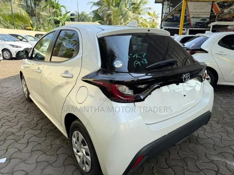Toyota Yaris X Grade 2024