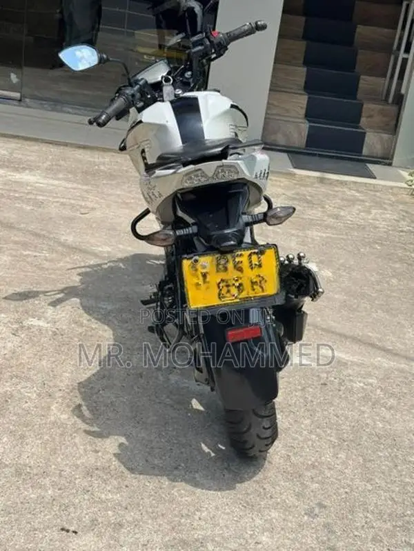 TVS Apache RTR 200 4V 2017