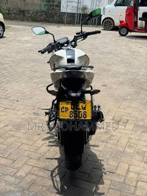 TVS Apache RTR 200 4V 2017