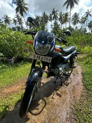 Bajaj CT100 2021