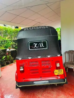 Bajaj RE 2015
