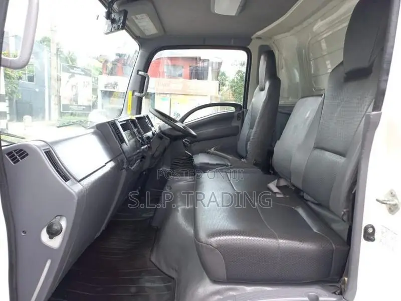 Isuzu Elf 14.5 MANUAL 6NUT 2017