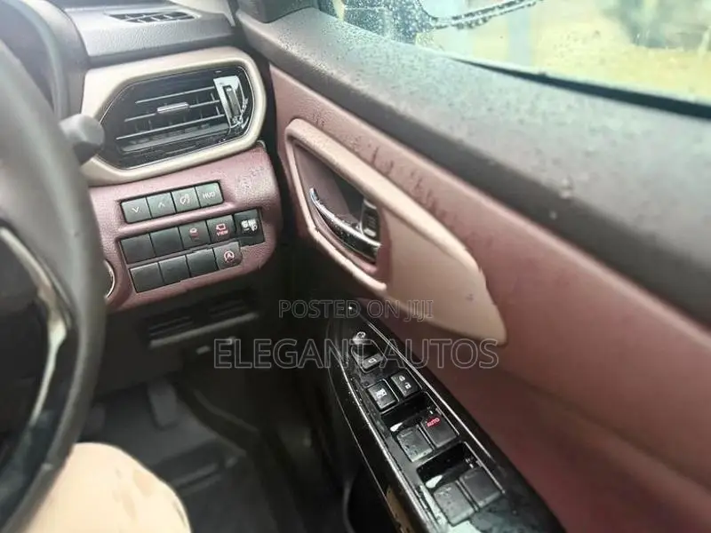 Suzuki Fronx 2025