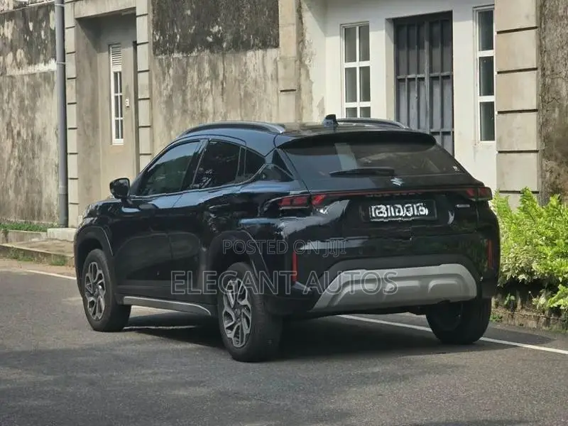 Suzuki Fronx 2025
