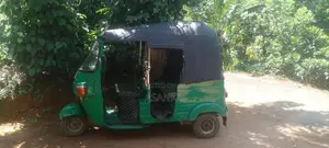 Bajaj RE 2011