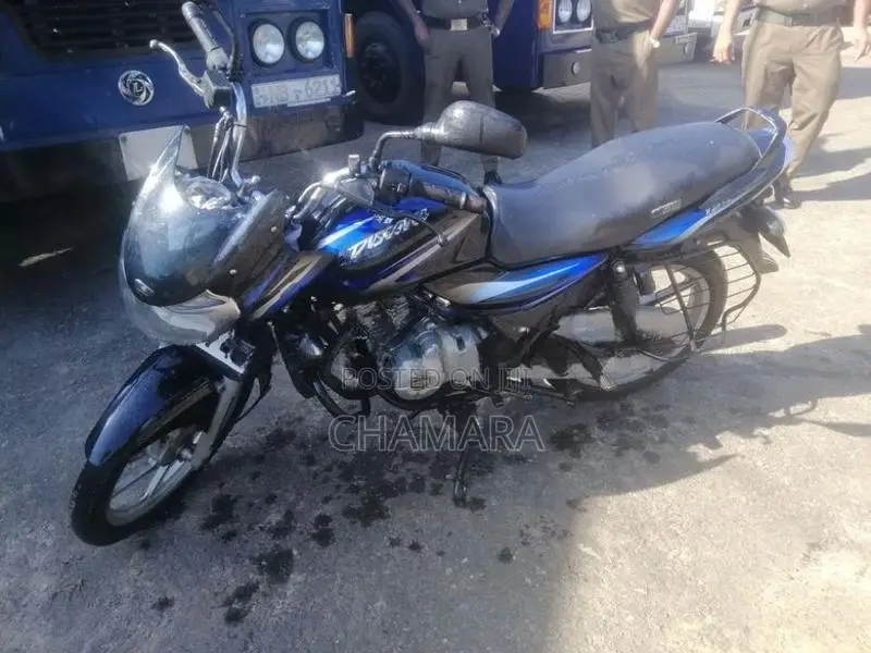 Bajaj Discover 125 2016