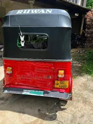 Bajaj 2 Stork 2007