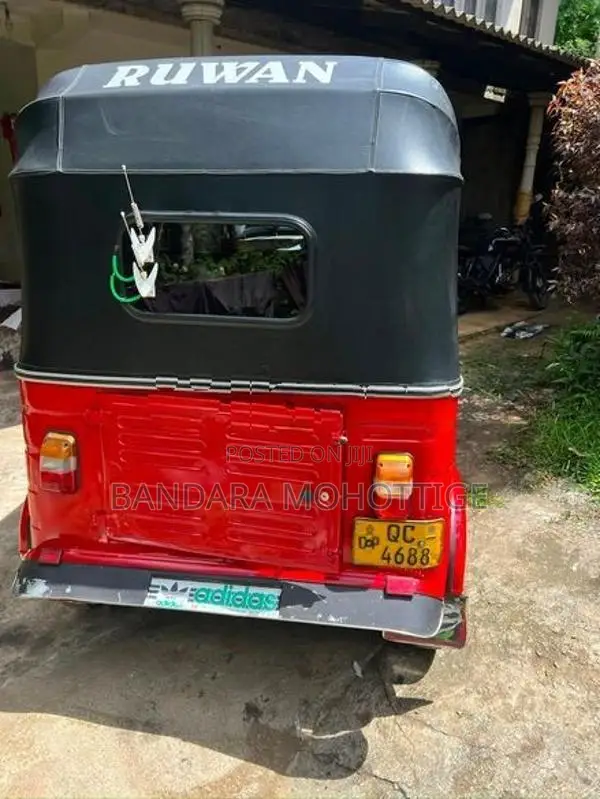 Bajaj 2 Stork 2007