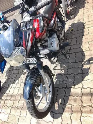 Bajaj Discover 125 2016